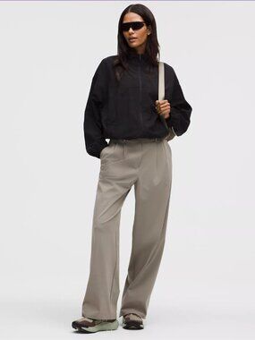NWT Lululemon Women’s Daydrift High-Rise Wide-Leg Trouser S Warm Ash Grey